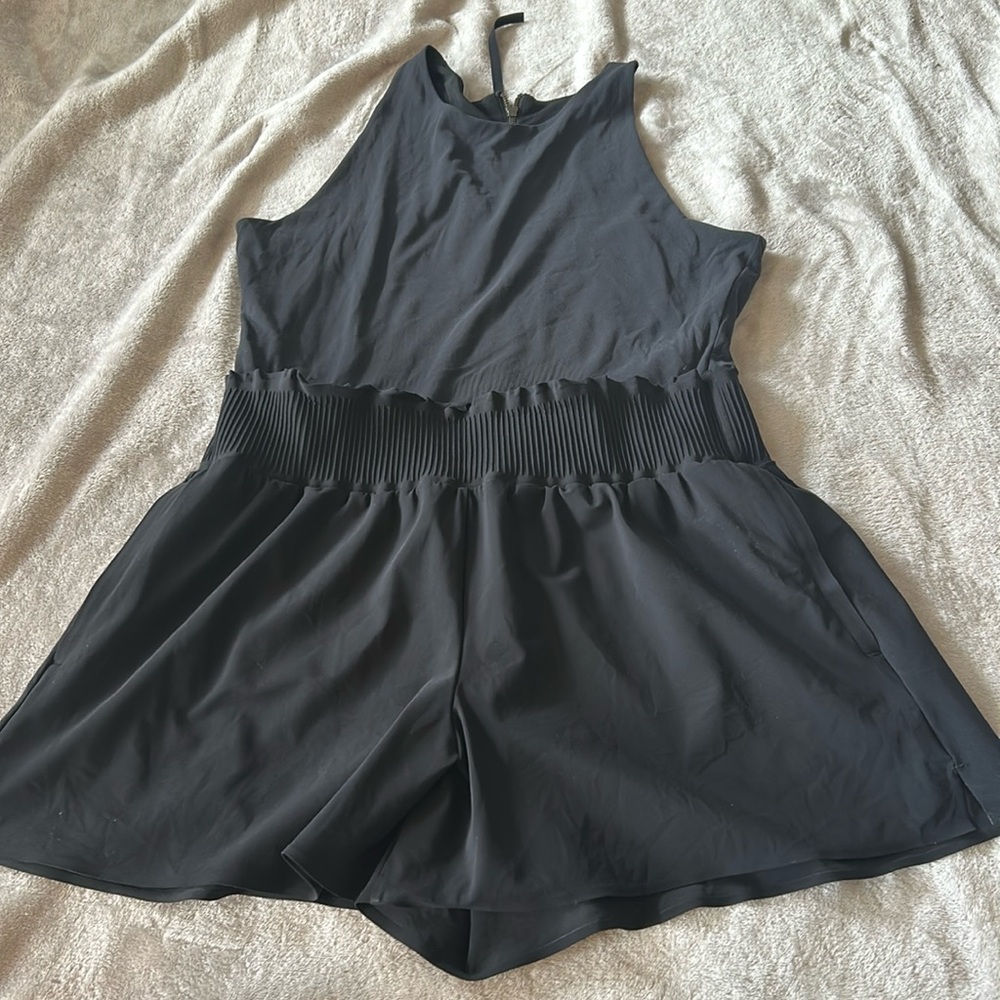 Athleta cosmic flutter romper in black